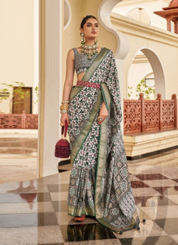 Green Soft Silk Printed Saree For Traditional / Religious Occasions