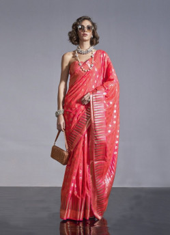 Light Coral Woven Silk Handloom Saree For Traditional / Religious Occasions
